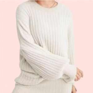 Aerie Cream Ribbed Crew Neck Sweater